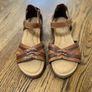 Clarks Collection Sandals 8 1/2 M